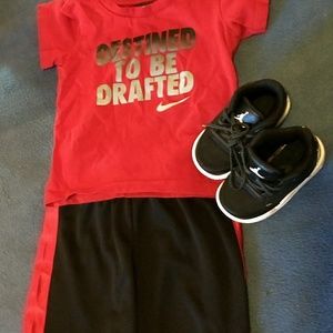 Nike Short Outfit & Jordans
